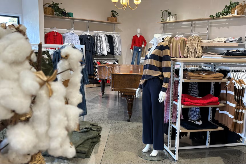 Retail lifestyle image